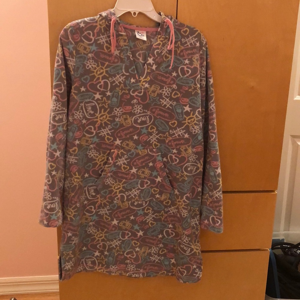 5/$25! fleece hooded nightgown sz small